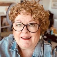 5700+ "Leonie &" profiles