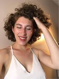On the pages we have repeatedly told you about all sorts of short curly hairstyles for a wedding. 3 Simple Wedding Styles For Short Curly Hair Naturallycurly Com