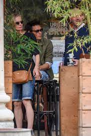 He is an actor, known for floating skyscrapers (2013), krew z krwi (2012) and successful woman (2018). Magdalena Cielecka I Bartosz Gelner Wybrali Sie Rowerami Na Randke Ich Powrot To Juz Nie Tylko Plotki