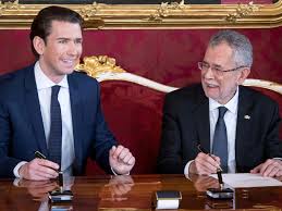 Browse artworks, buy original art or high end prints. Kurz Bei Licht Ins Dunkel Habe Van Der Bellen Sehr Schatzen Gelernt Weihnachten In Wien Vienna At