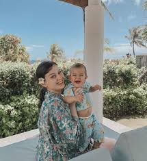 Salah satu tokoh yang cukup mencuri perhatian adalah nadiem makarim.pendiri dan ceo gojek ini akhirnya diumumkan menjabat sebagai menteri pendidikan dan kebudayaan (mendikbud). Dikira Beragama Kristen Ternyata 10 Artis Ini Umat Muslim Baru Tahu
