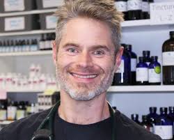 Functional Medicine Copywriter + Web Designer