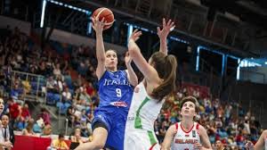 Una strepitosa sottana non basta alle azzurre. Basket Donne Europei Esordio Vincente Per L Italia Battuta La Bielorussia La Repubblica