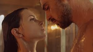365 days laura, in order to save her relationship from falling apart, goes to sicily, where she meets massimo. 365 Dni 365 Days 2020 English Film Free Full New Movie Tokyvideo