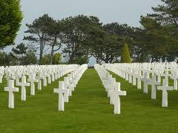Sous Chaque Croix Blanche Du Cimetiere Americain De Colleville Sur Mer Normandie Dort Un Morceau De Liberte D Day Normandy Country House Hotels