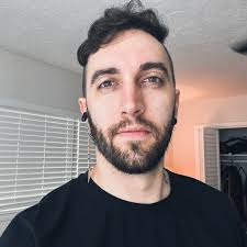 Where to order custom birthday cake in Reykjavik?