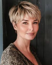 Jan Crane's Instagram, Twitter & Facebook