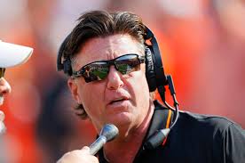 How Oklahoma State's on-field adjustment — and Mike Gundy's change —  transformed Cowboys
