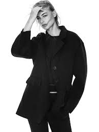 18 items in this article. J Autumn Winter Collection Uniqlo