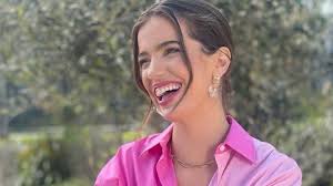 Con Álvaro López y su hija: Millaray Viera presumió el look que llevó al  Primavera Sound Chile — Pudahuel