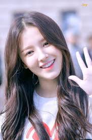 Latest Nancy Momoland Wallpapers