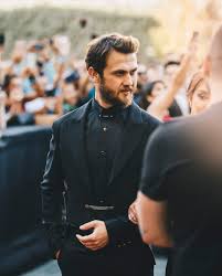 Ünlü oyuncunun yeni dizisi de merak konusu oldu. The Most Beautiful Photos Of Aras Bulut Cute766