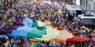 Lgbti haberleri ve lgbti hakkında en güncel gelişmeleri haber 7'de takip edin. Kabe Provokasyonu Uzerinden Kargasa Plani Lgbti Li Azginlar Izmir De Sokaklari Karistirdi