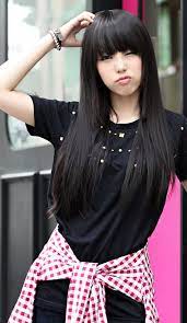 Sleek Hair And Blunt Bangs On The Fashion Time Http Thefashiontime Com Korean Hairstyle Korean Hairstyle Long Long Hair Styles