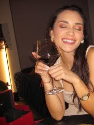 El amor también es crecer, adaptarse y abrazar lo que no imaginabas.  Gracias por otro 24 de diciembre… Rodeada de lo que hoy se siente mi hogar,  mi familia 🤍