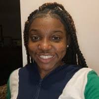 Lea Caldwell's Instagram, Twitter & Facebook