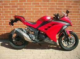 For decades kawasaki has been one of the steadfast manufacturers that build you can get a used ninja 300 for even less money. Kawasaki Kawasaki Ninja 300 2013 Used Motorcycle For Sale In Toronto Used The Parking Motorcycles