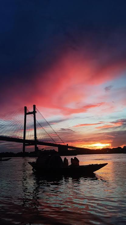 Sunset boat ride at Prinsep Ghat, AI generated