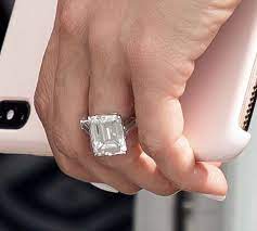 With the simultaneous release of her second studio album j.lo and her romantic… jennifer lynn lopez (born july 24, 1969), also known as j.lo, is an american singer, actress, dancer, fashion designer, author, and producer. Jennifer Lopez S Engagement Ring Cost Photos And Details