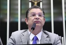 Após onda de protestos, autor do “PL do Estuprador” admite recuo