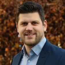 Mitarbeitende von Westfalen Weser