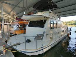 14 x 52 totally remodeled sumerset houseboat $62,500 dale hollow lake. Jonathan Woon1950