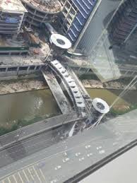 In two years' time, it will become convenient to also take the lrt to the mid valley complex as a new development is coming up to link this area to the abdullah hukum lrt station. Mid Valley Bridge Fell Down