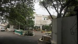 Jinxed' official bungalow in south ...