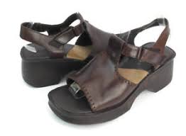 Aerosoles Whats What Womens Brown Leather Ankle Strap Wedge
