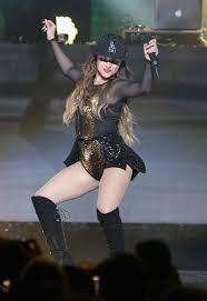 Between the combination of the anatomy and absolutely wonderful conditions, the shape is supposed to look like the front feet of a camel. Becky G 2015 Iheartradio Fiesta Latina In Miami Celebmafia