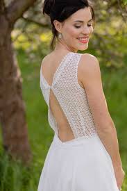 „ich glaube, mittlerweile wird viel häufiger darüber gesprochen und man weiß mehr darüber. Kurze Brautkleider Aus Koln Mit Wunderschoner Spitze Boho Vintage