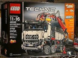 Lego Technic Mercedes Benz Arocs 3245 42043 2793 Pieces Retired Lego Technic Mercedes Benz Lego Technic Lego Technic Truck