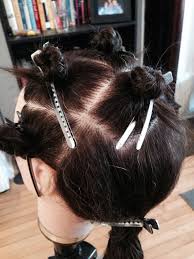 Partial Highlight Slices Sectioning Hair Color Techniques Hair Techniques Partial Highlights