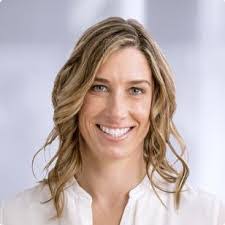 Dawn Hedger's Instagram, Twitter & Facebook