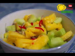 Bikin acar pake buah dan sayur yang ada di kulkas buat pendamping lauk dan nasi. Sajian Cepat Membuat Acar Timun Nanas Youtube