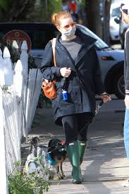 0.1 upcoming amy adams movies that we need to watch. Amy Adams Out Wtih Her Dogs In Los Angeles 03 10 2021 Hawtcelebs