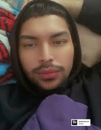 Hey I'm 33 n single looking for wifey