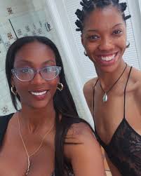 Kamilah Moore (@kamilahvmoore) • Instagram photos and videos