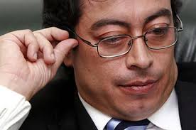 Mi intervencion en el senado de la república sobre la masacre en bogotá. Gustavo Petro El Politico Contradictor La Silla Vacia