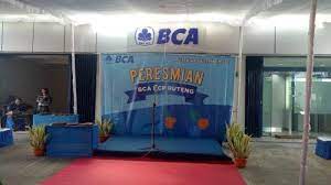 Loker terbaru di area manggarai juga sering di share melalui media sosial seperti facebook, famlet, selebaran atau radio. Lowongan Kerja Bank Bca Ada Untuk Lulusan Sma Cek Syarat Syaratnya Di Sini Pos Kupang