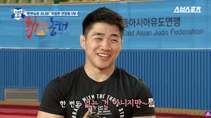 그것은 당신의 자궁 경부 관절염의 증후를 완화하고, 요추 근육 긴장에 효과적입니다. ìœ ë„ ì•ˆì°½ë¦¼ì´ ê³¼ê±° ë¯¸ë‚¨ ì¸ì • ì§ˆë¬¸ì— ë³´ì˜€ë˜ ë°˜ì' ì˜ìƒ Snsfeed ì œíœ´ì½˜í…ì¸  ì œê³µ ì‹¤ì‹œê°„ í•«ì´ìŠˆ