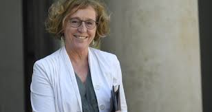 Muriel Penicaud On Est Au Debut De L Inversion De La Courbe Du Chomage Donc Il Faut Se Mobiliser A Fond