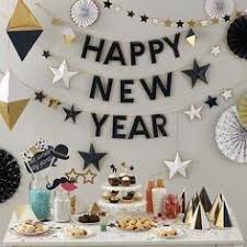 30 Unordinary Diy New Years Eve Decor Ideas To Try In 2021 In 2020 New Years Eve Decorations Kids New Years Eve Diy Decorations New Years