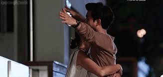  É¢á´á´á´… á´›ÊœÉªÉ´É¢ Romantic Kiss Gif Hug Gif Cute Couples