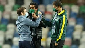 Facebook gives people the power to share and makes the world more open and connected. A Crescer No Taxi Para Rever Amigos Jogo Especial Para Francisco Conceicao Fc Porto Jornal Record