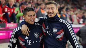 James rodriguez of bayern muenchen shakes hands with cristiano ronaldo of real madrid ahead of the uefa champions league semi final first leg match between bayern muenchen and real. Fc Bayern Gewissheit Bei James Rodriguez German Site