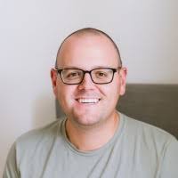 1200+ profilů „Eckl“