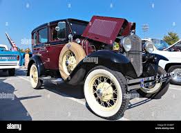 Image result for Garnet Maroon 1931 Oldsmobile