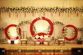 Gorgeous 20 Totally Inspiring Wedding Hall Decoration Ideas Wedding Stage Decorations Engagement Stage Decoration Wedding Backdrop Decorations