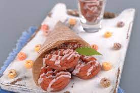 In a heavy stock pot, heat 4 inches of vegetable oil to 350 degrees. Resep Churros Redvelvet Tabloidbintang Com